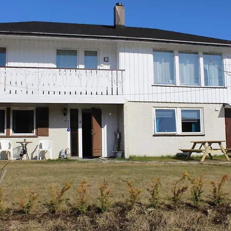 Lofoten Leilighet Apartment *